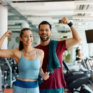 Beneficios-de-fazer-academia-Para-sua-saude-e-seu-corpo-scaled